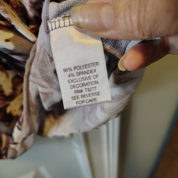 Vera Wang Floral Long Sleeved Wrap Dress - Mauve, Taupe - Picture 2 of 9